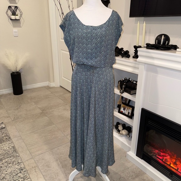 Temu Dresses & Skirts - 3 x 20$ Chic Blue Patterned Maxi Dress Size Medium